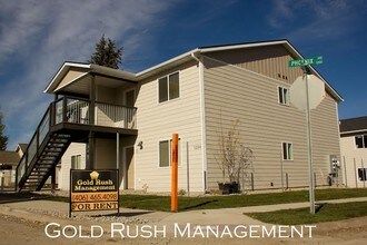 1758 N Cooke St-Unit -1 in Helena, MT - Building Photo - Building Photo