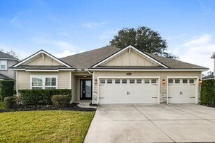 151 Providence Dr in St. Augustine, FL - Building Photo