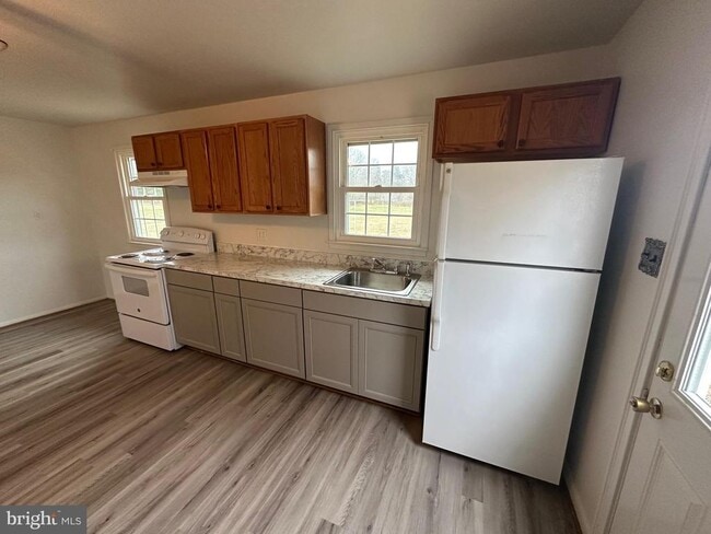 property at 14835 Rock Point Rd