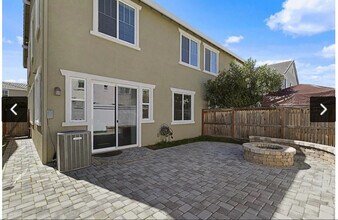 3221 Milton Jenson Way in Tracy, CA - Building Photo - Building Photo