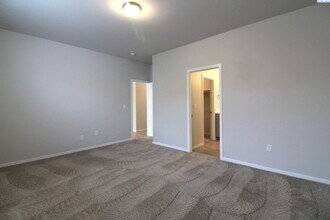 5305 Remington Dr in Pasco, WA - Building Photo - Building Photo
