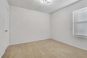 14308 Saddlebred Wy in Haslet, TX - Foto de edificio - Building Photo