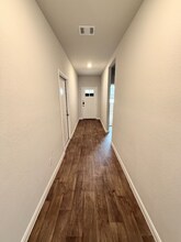 157 Jayden Dr in Niederwald, TX - Foto de edificio - Building Photo