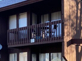 240 Molokai Village, Unit 240 in Diamondhead, MS - Building Photo