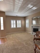 227 Carter Pl in Brentwood, CA - Building Photo - Building Photo