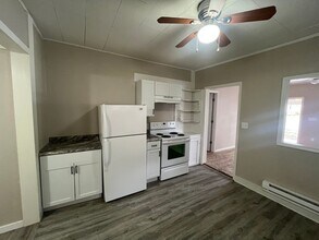 2223 N Ramsey Ave in Springfield, MO - Building Photo - Building Photo