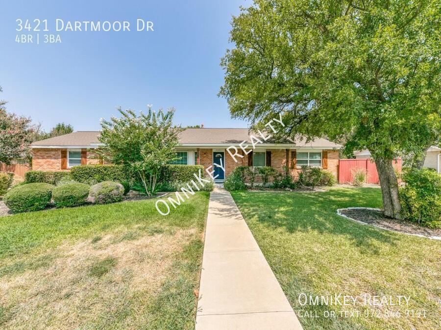 3421 Dartmoor Dr in Dallas, TX - Building Photo