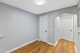 6317 Girard Ave, Unit 4 in Cincinnati, OH - Building Photo - Building Photo