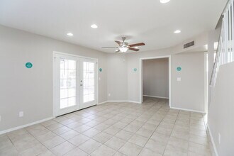 4729 W Havasupai Dr in Glendale, AZ - Foto de edificio - Building Photo