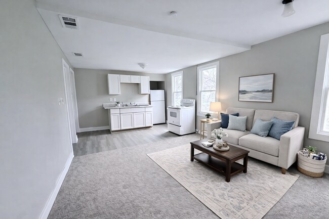 1427 E 92nd St in Cleveland, OH - Building Photo - Building Photo