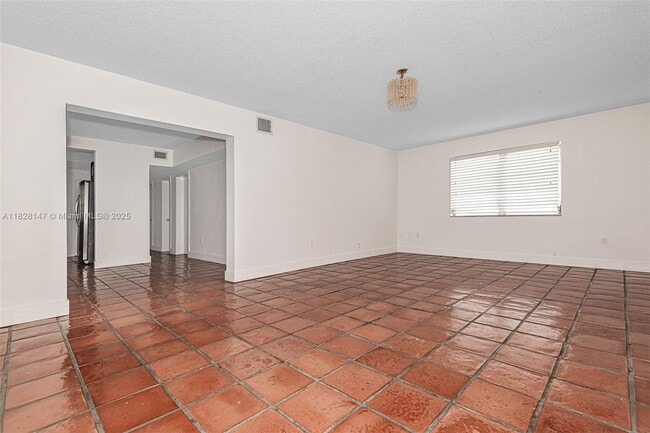 309 Bird Rd in Coral Gables, FL - Building Photo - Building Photo