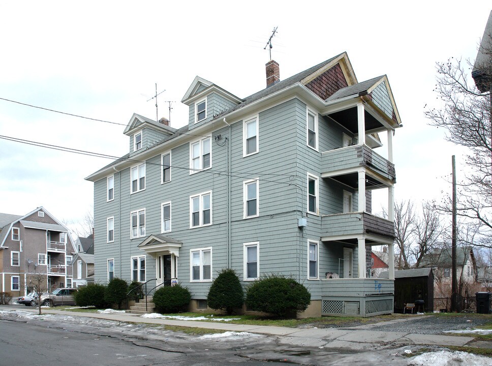 15-17 Wayland St in Hartford, CT - Building Photo