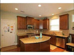 4595 Essen Ln in Cumming, GA - Building Photo - Building Photo