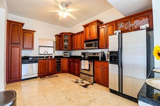 1650 Presidential Way in West Palm Beach, FL - Foto de edificio - Building Photo