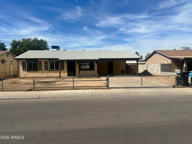 1614 N 72nd Ave in Phoenix, AZ - Building Photo - Building Photo