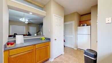 301 Nimitz St in College Station, TX - Building Photo - Building Photo