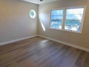 1318 Palm Ave in Huntington Beach, CA - Building Photo - Building Photo