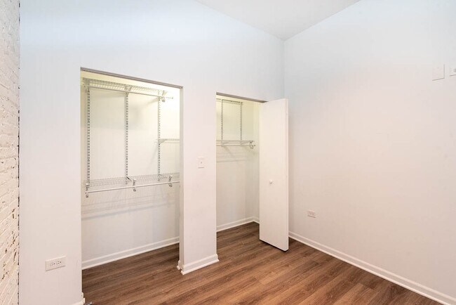 2550 S Wabash Ave in Chicago, IL - Building Photo - Building Photo