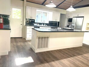 11619 Redwing Ct in Penn Valley, CA - Building Photo - Building Photo