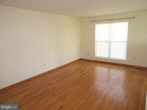 3 Creek Ln in Newark, DE - Building Photo - Building Photo