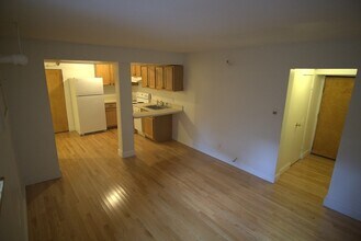 1408 Commonwealth Ave in Boston, MA - Building Photo - Building Photo