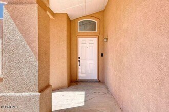 12209 Chato Villa Dr in El Paso, TX - Building Photo - Building Photo