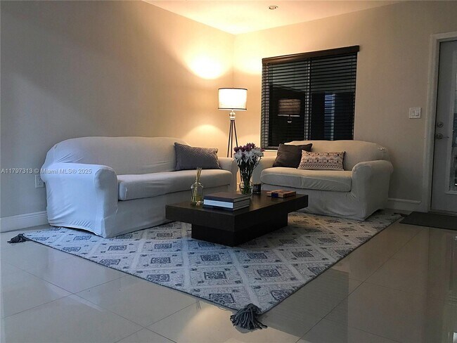 property at 2155 Biarritz Dr