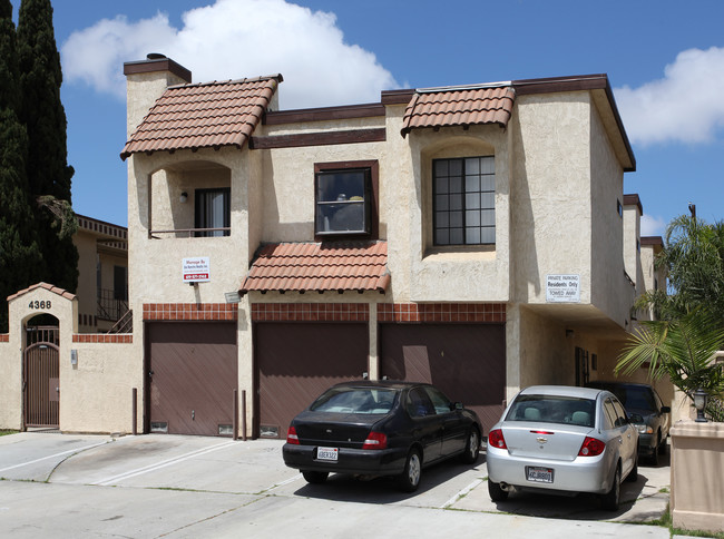 4368 Mcclintock St in San Diego, CA - Building Photo - Building Photo