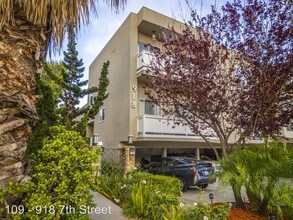 918 7th St. Santa Monica, CA in Santa Monica, CA - Building Photo - Building Photo