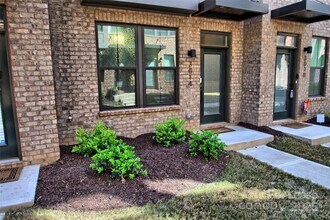 3014 Terroir Ln in Charlotte, NC - Building Photo - Building Photo