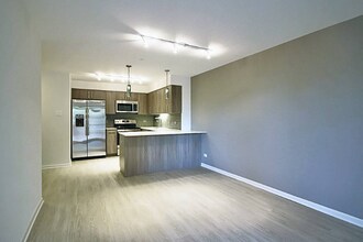 907 S Ashland Ave in Chicago, IL - Foto de edificio - Building Photo