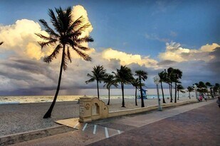 300 Arizona St, Unit Unit 1 in Hollywood, FL - Building Photo
