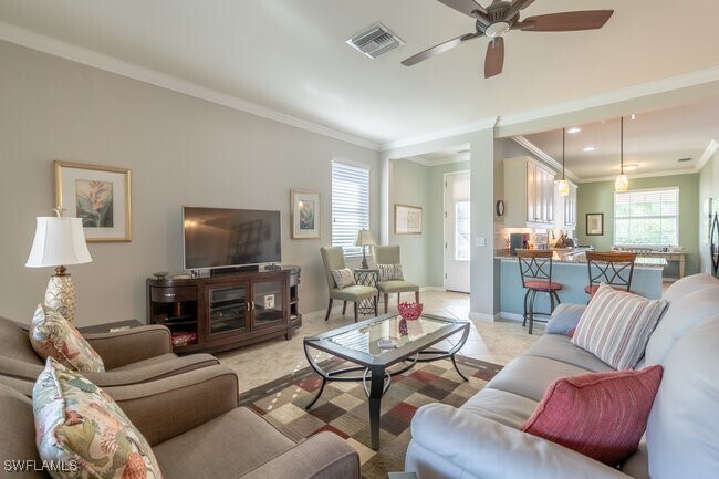 8172 Chianti Ln in Naples, FL - Building Photo
