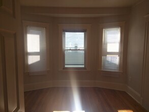 55 Moreland St in Somerville, MA - Foto de edificio - Building Photo