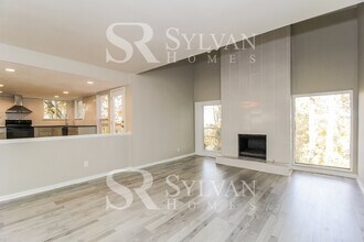 1513 Hillhaven Dr in Marietta, GA - Foto de edificio - Building Photo