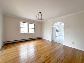150 Bennett Ave in Yonkers, NY - Building Photo - Building Photo