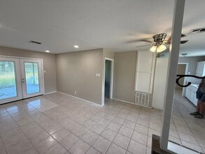 1907 Oklahoma St in Kingsville, TX - Building Photo - Building Photo