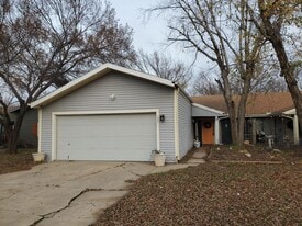 504 S Paula Ave in Wichita, KS - Building Photo