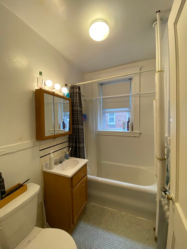 124 Washington St, Unit 17 in Boston, MA - Building Photo - Building Photo