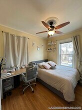 176 Elm St, Unit 3 in Cambridge, MA - Building Photo - Building Photo