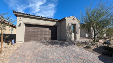 116 Ibiza Lk Dr in Henderson, NV - Building Photo - Building Photo