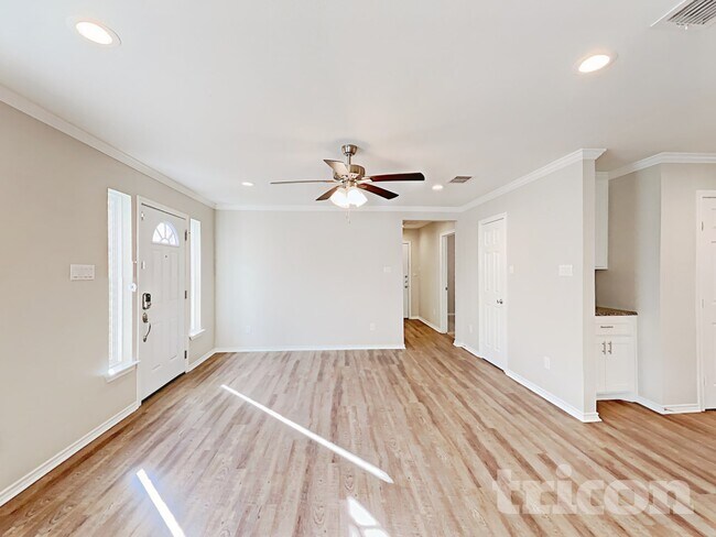 10628 Lone Pine Ln in Fort Worth, TX - Building Photo - Building Photo