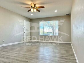 117 W Del Rio Dr in Tempe, AZ - Building Photo - Building Photo