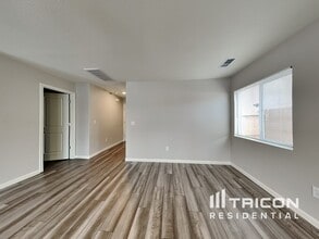 904 Convair Ct in Reno, NV - Building Photo - Building Photo