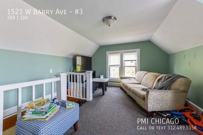 property at 1521 W Barry Ave