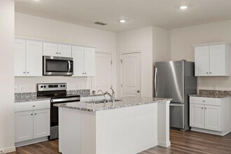 640 Gemsbok Rd in Hutto, TX - Building Photo - Building Photo