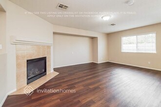 45315 Stadium Ln in Lancaster, CA - Foto de edificio - Building Photo