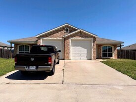 3802 John Chisholm Loop in Killeen, TX - Building Photo