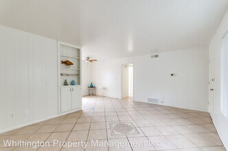 4850 Muir Ave in San Diego, CA - Building Photo - Building Photo