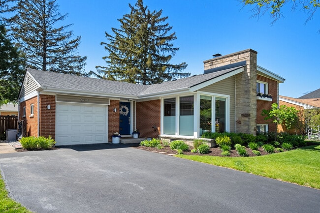 property at 411 Huntington Ln